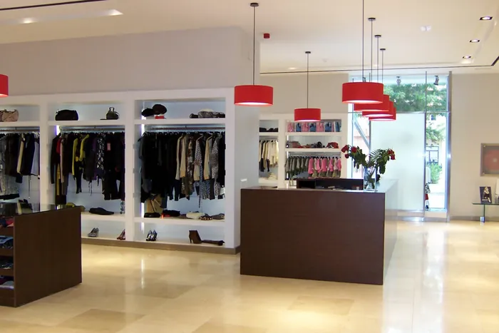 Carpintería comercial en madera