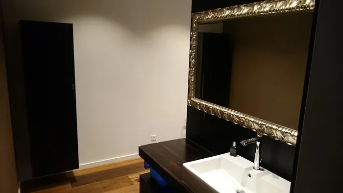 Bajolavabo de madera a medida