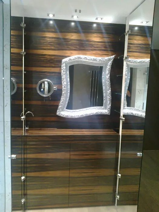 Mueble de baño con lavabo integrado