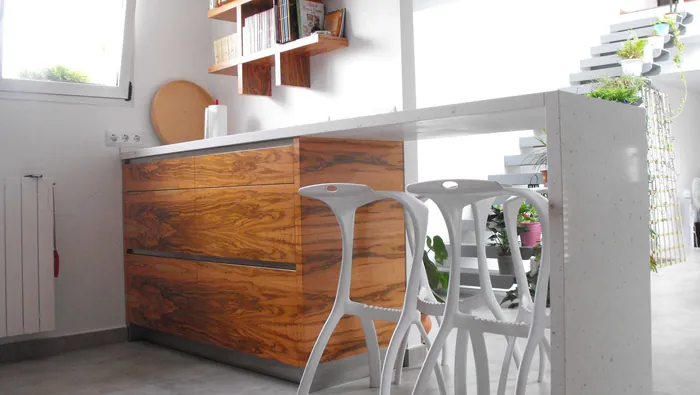 Cocina a medida en madera de olivo en Murcia