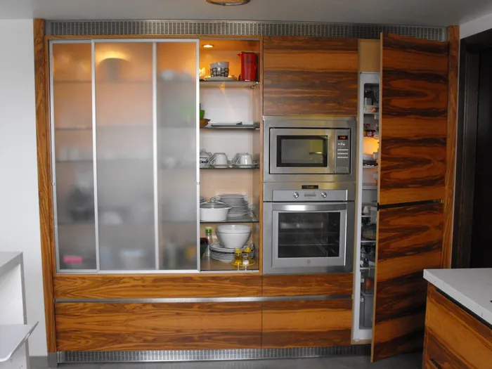 Mueble de cocina a medida en madera