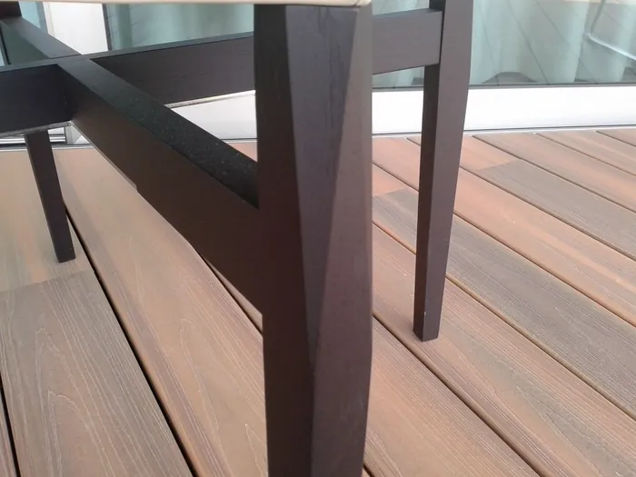 Mueble de autor a medida en madera en Cartagena