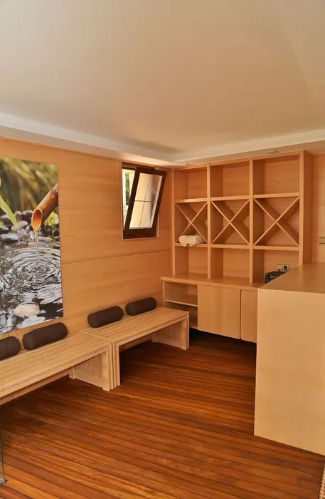 Sauna integrada en zona wellness en Murcia